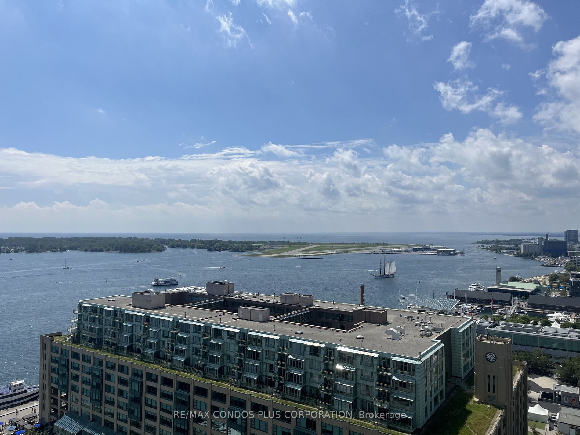 77 Harbour Sq, #2611