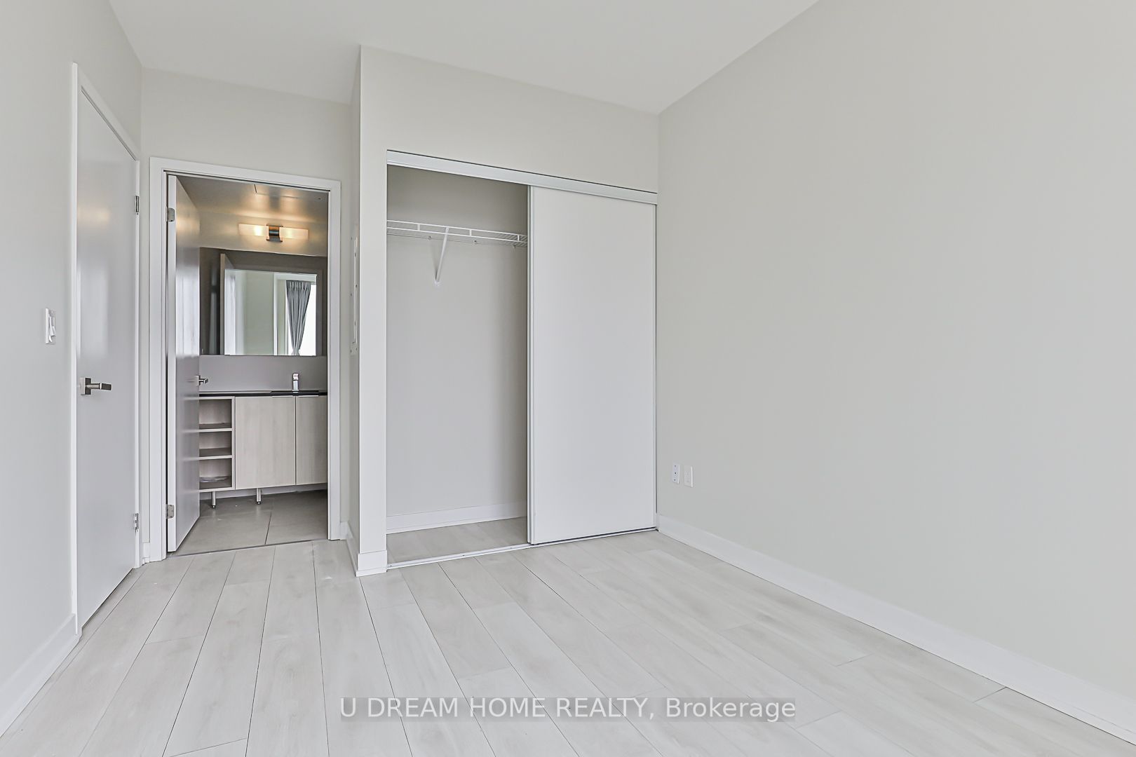 31 Tippett Rd, #636