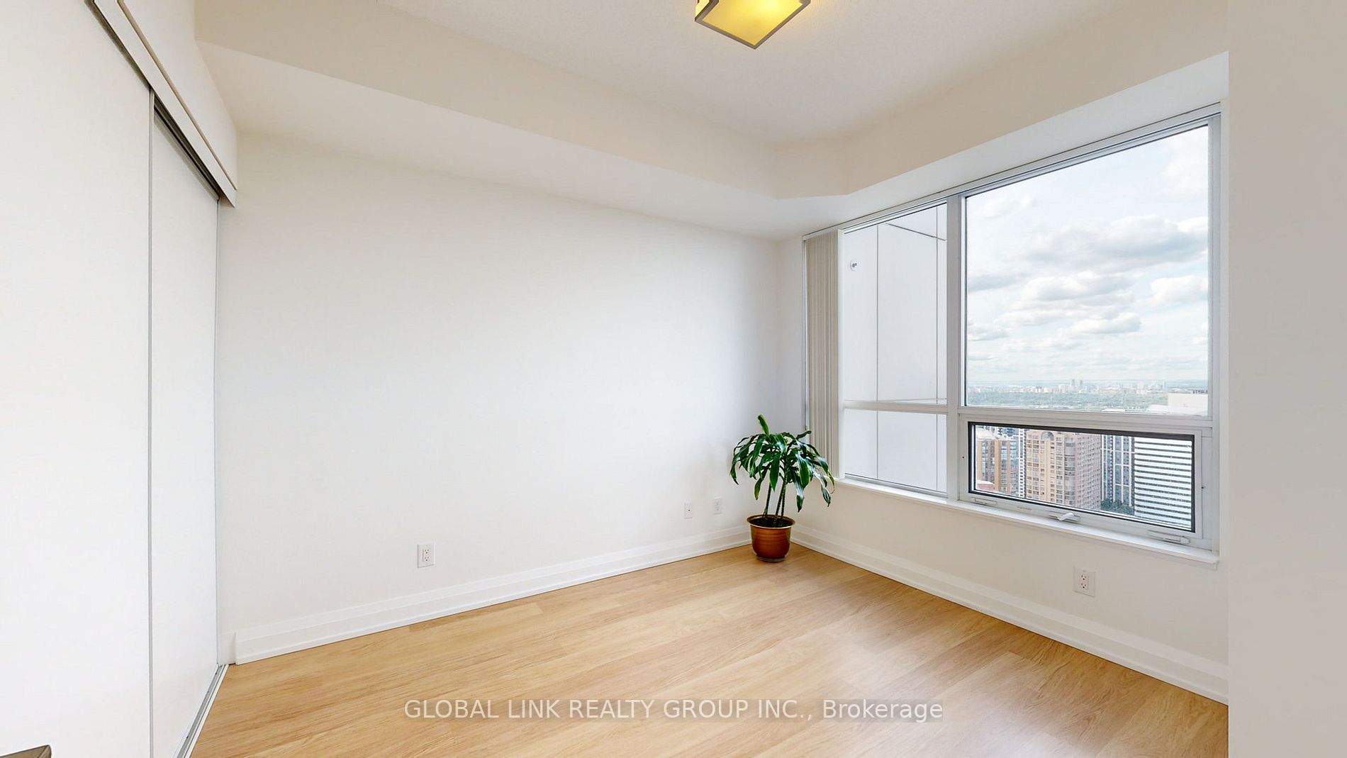 5 sheppard Avenue E, #3321