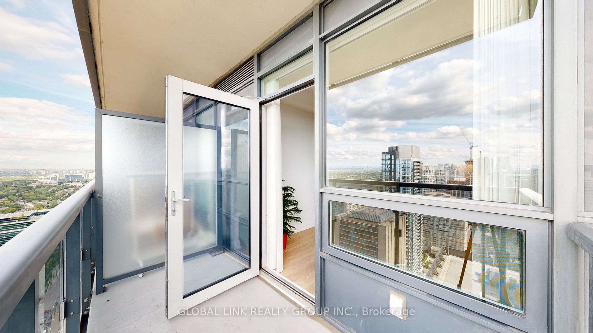 5 sheppard Avenue E, #3321