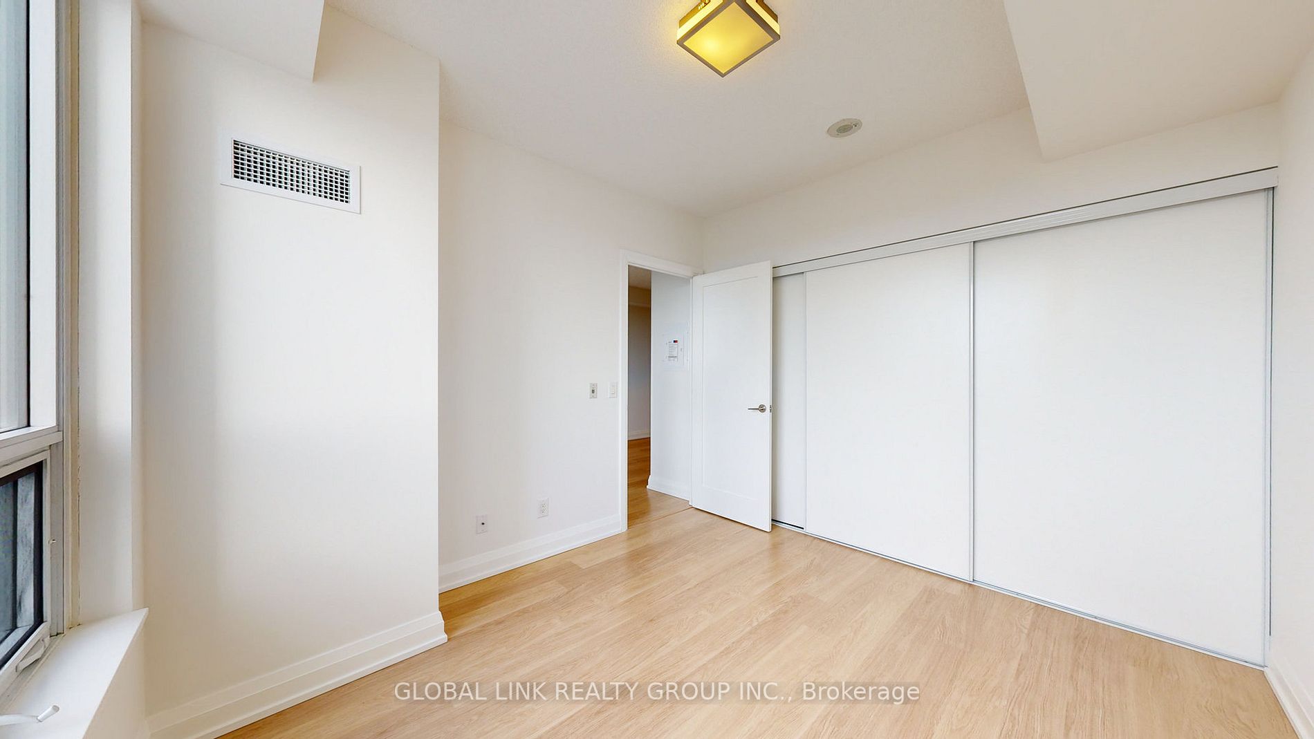 5 sheppard Avenue E, #3321