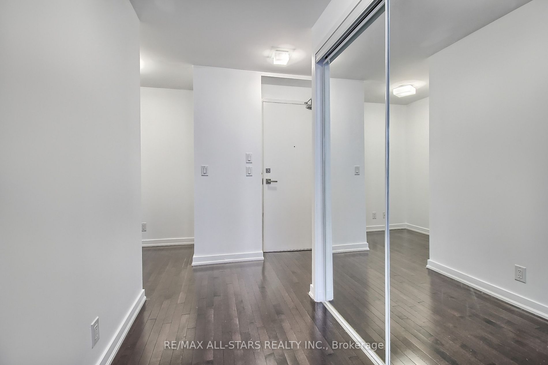 14 York St, #2712