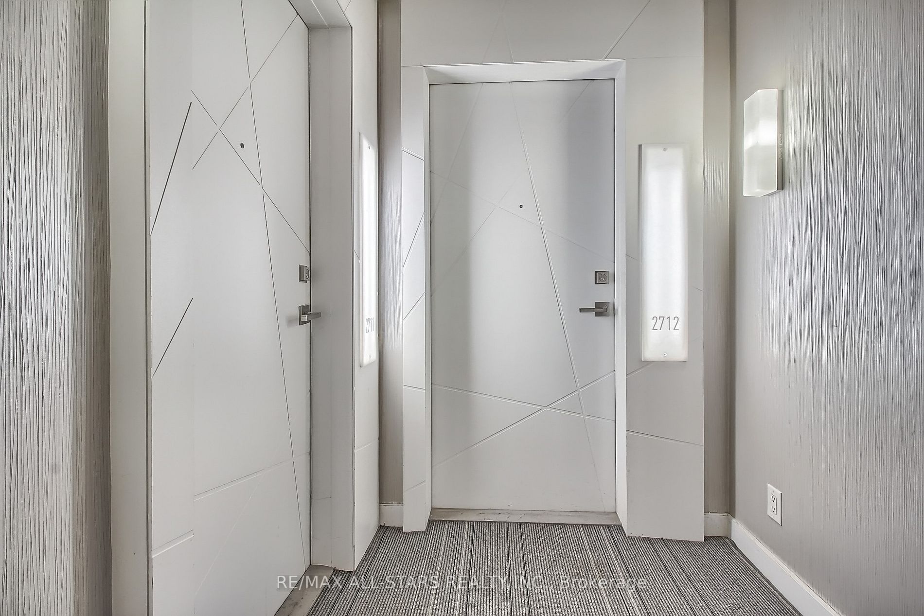 14 York St, #2712
