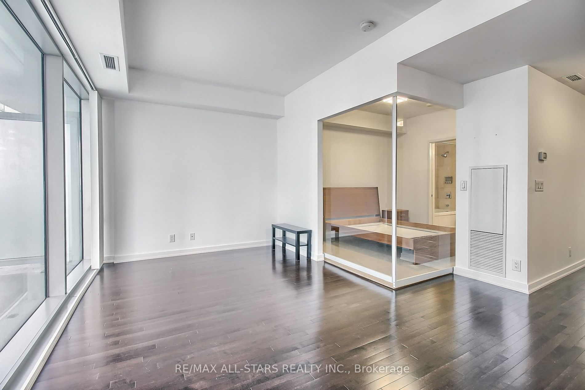 14 York St, #2712