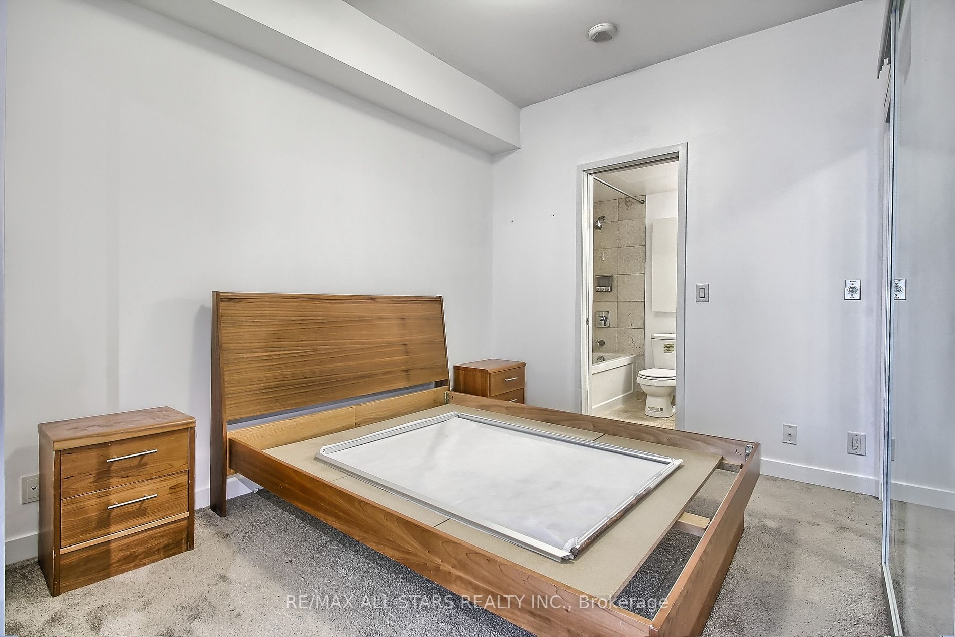 14 York St, #2712