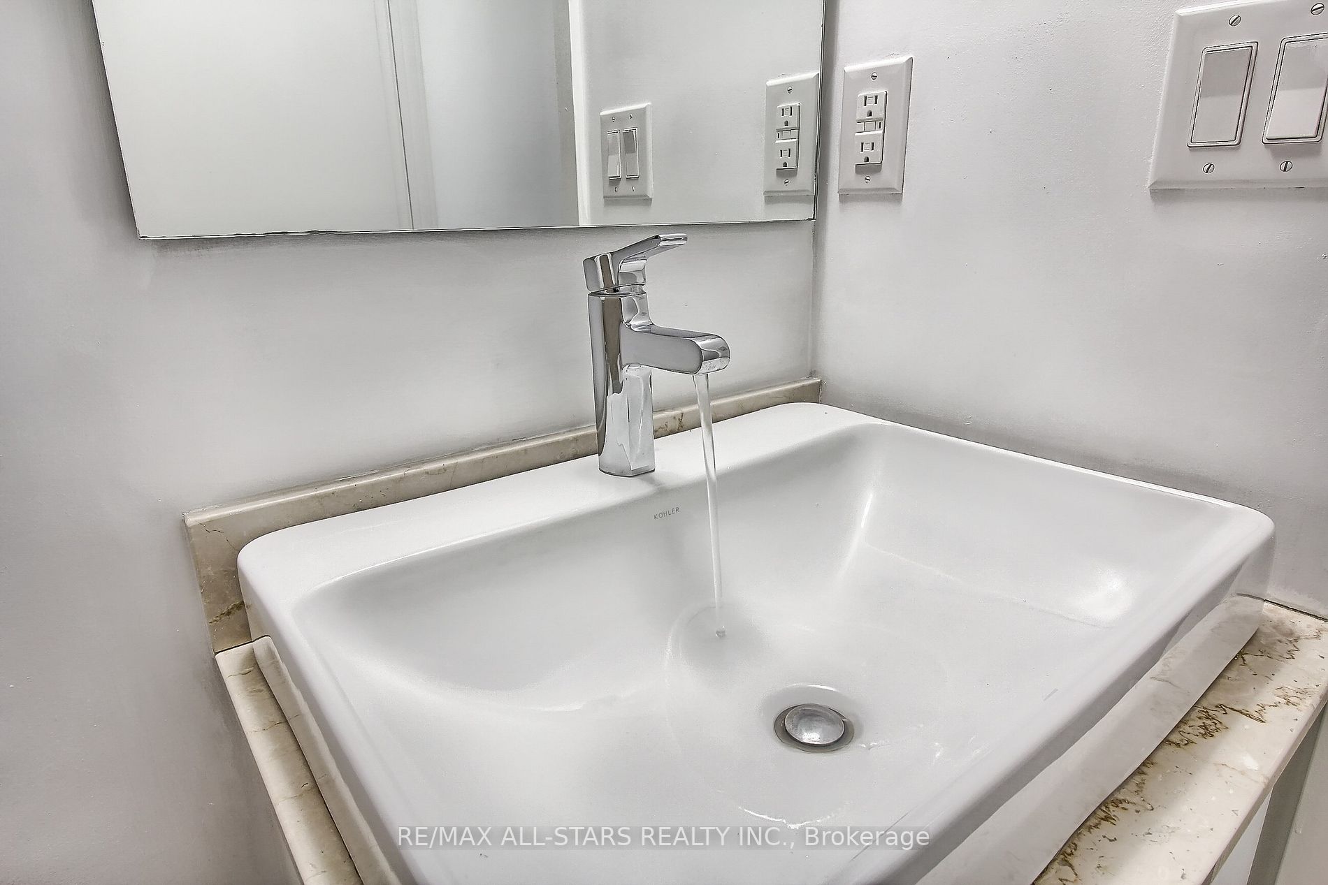 14 York St, #2712