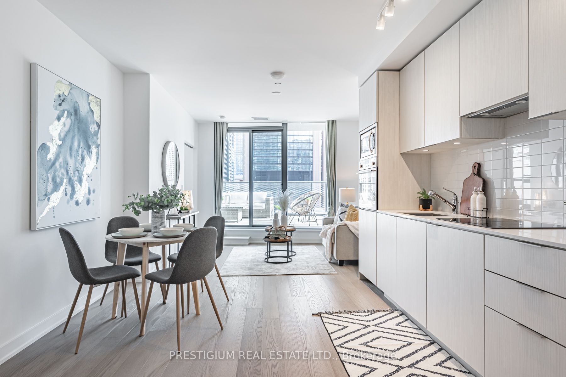 11 Wellesley St W, #605
