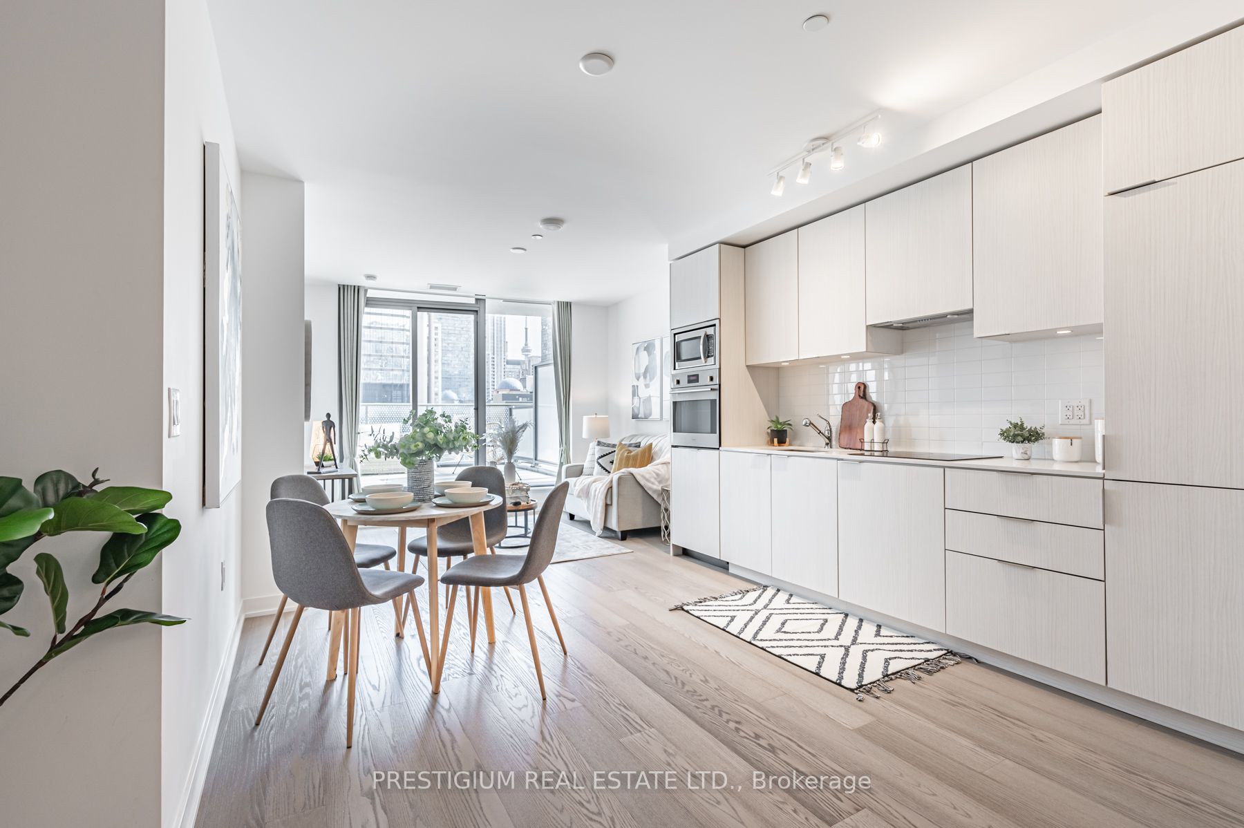 11 Wellesley St W, #605