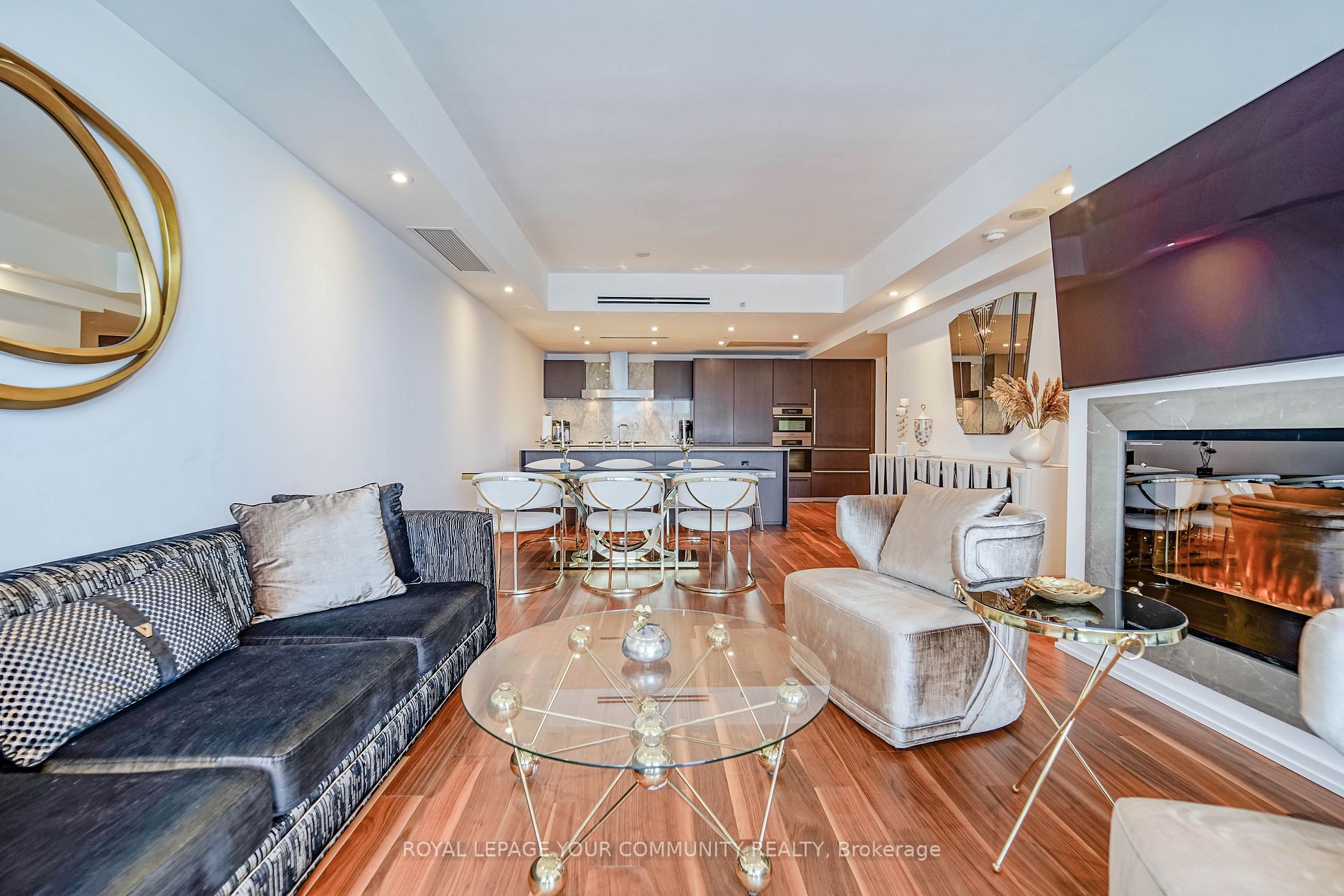 180 University Ave, #4607