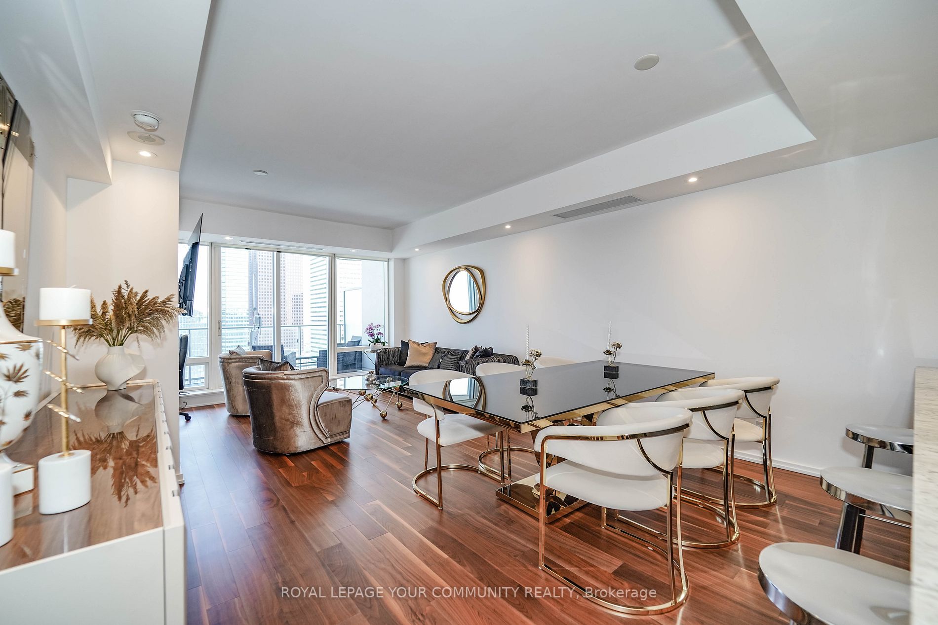 180 University Ave, #4607