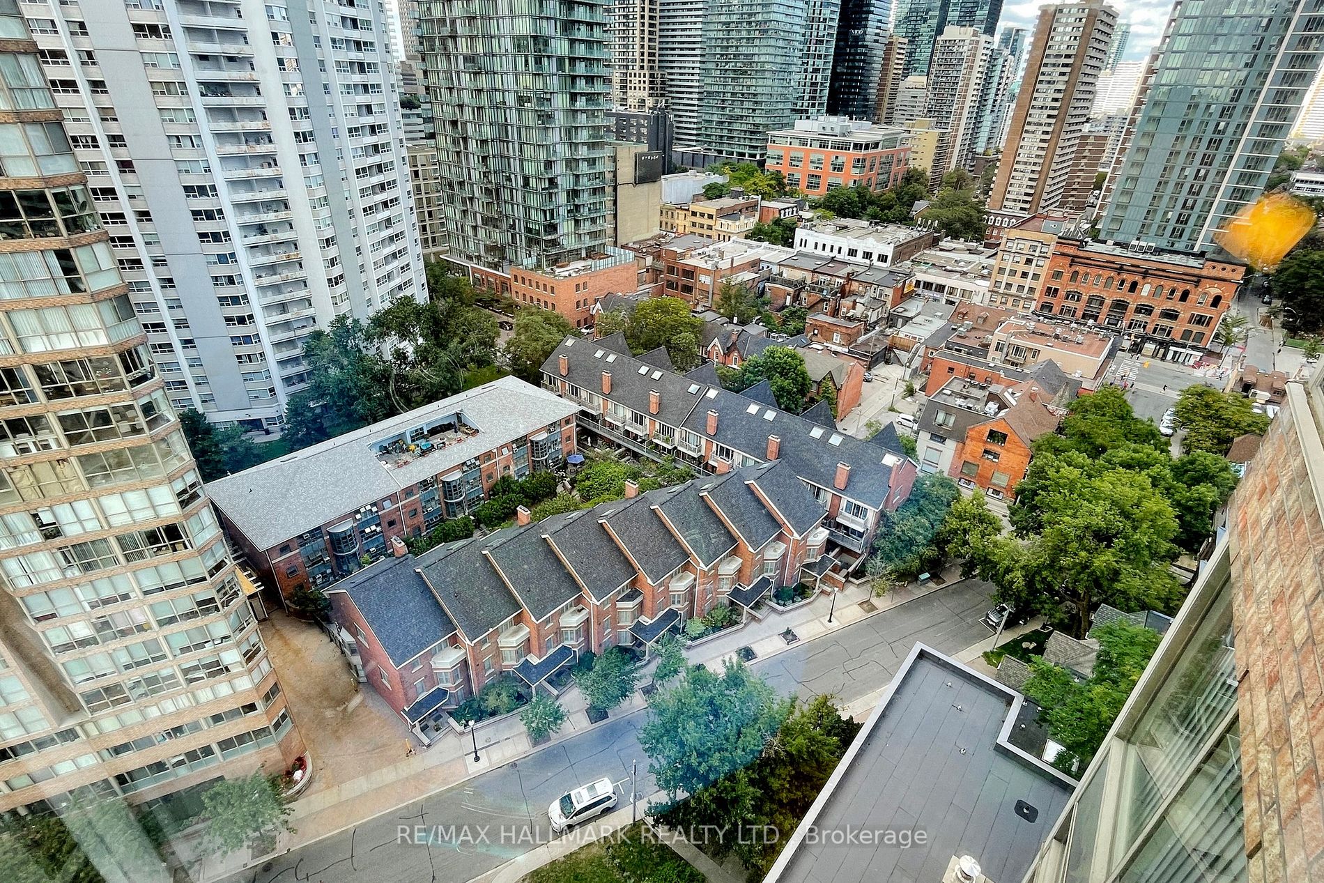 44 St Joseph St, #1805