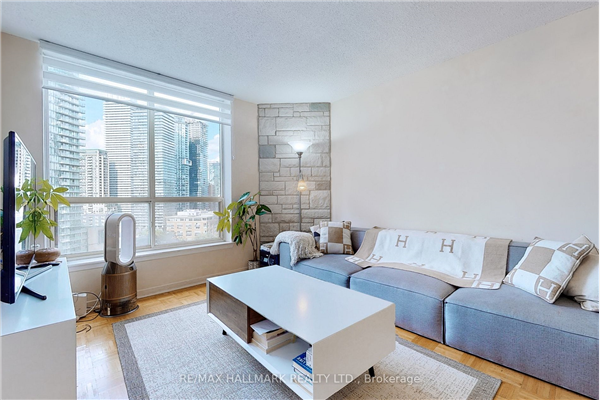 44 St Joseph St, Toronto