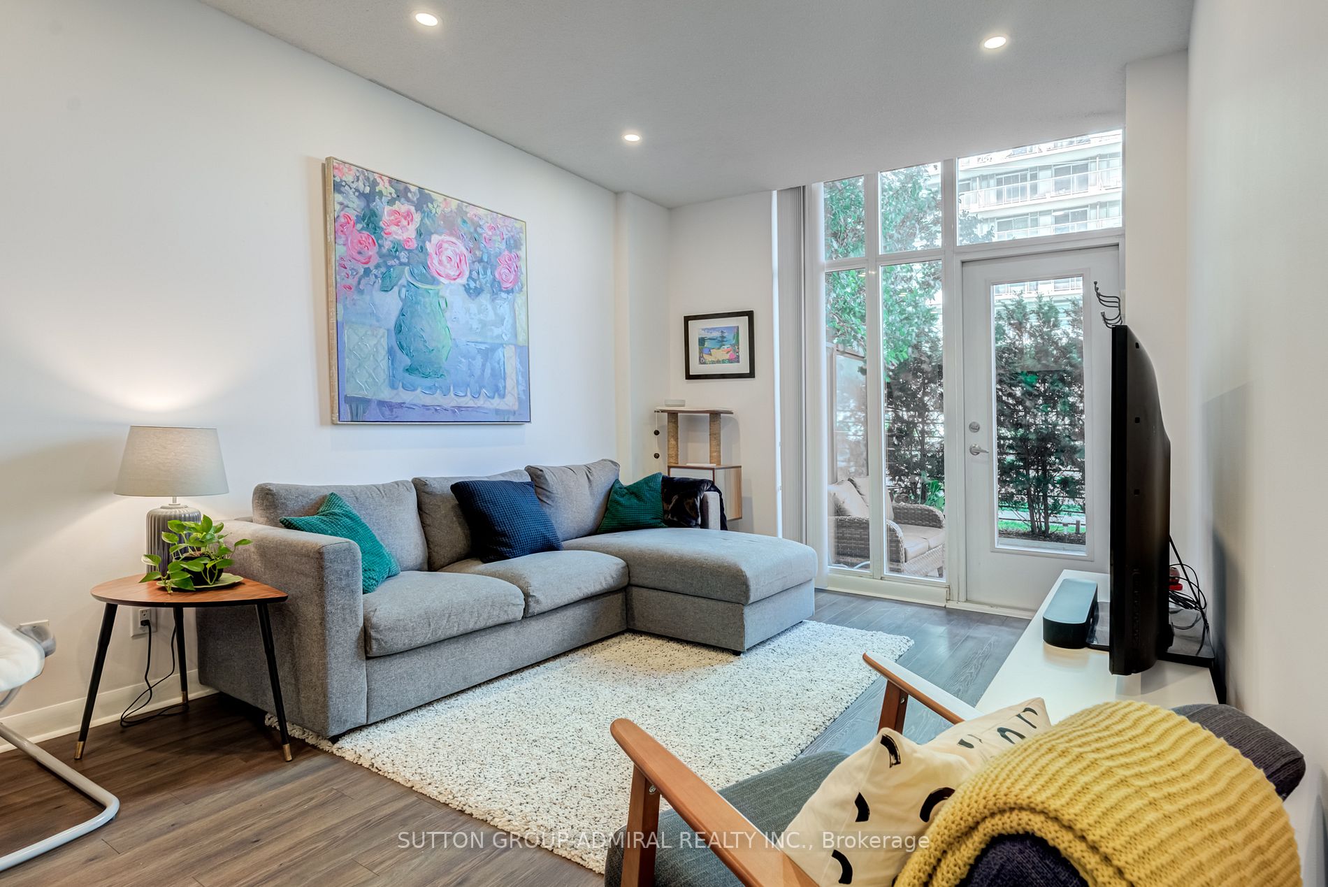 525 Wilson Ave, #131