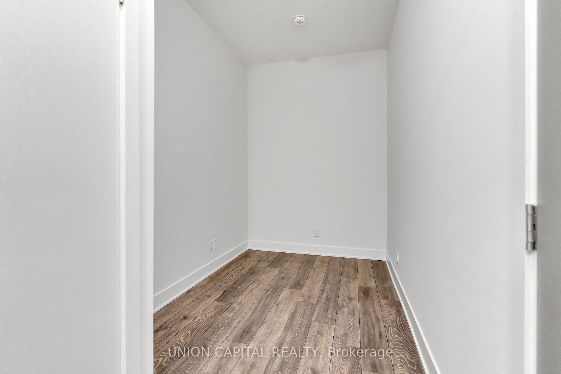 188 Fairview Mall Drive #101