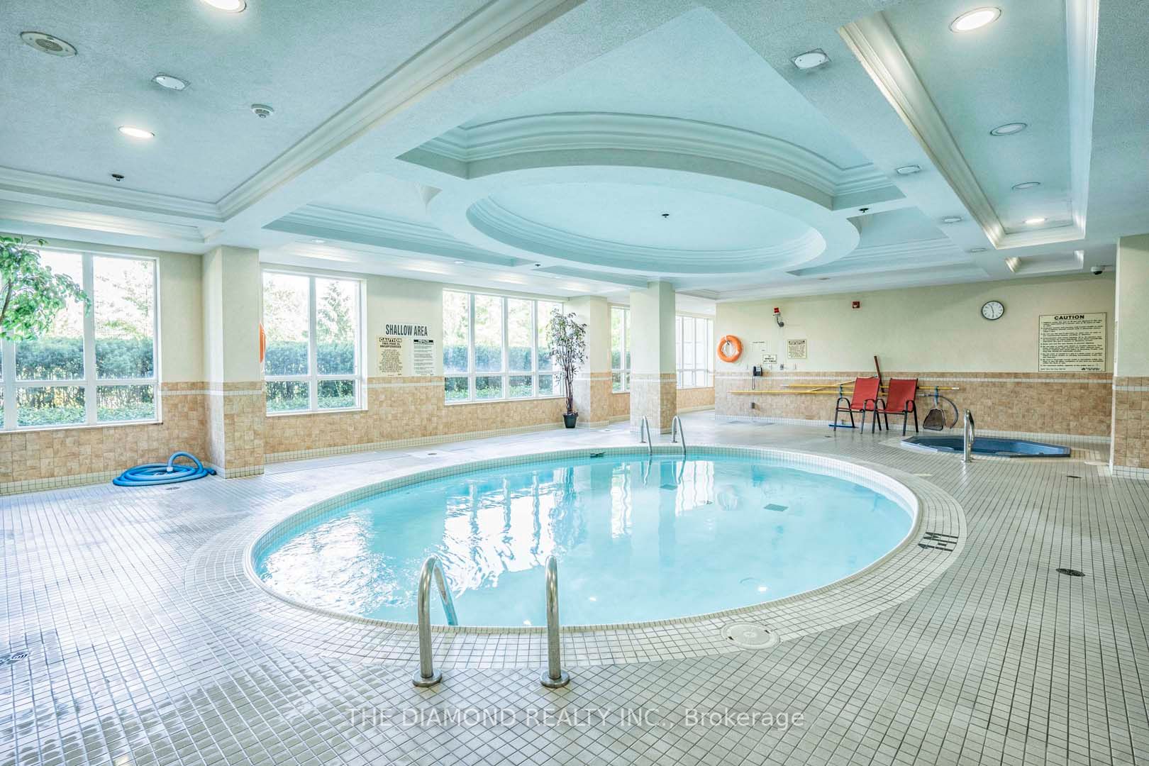 51 Harrison Garden Blvd, #401