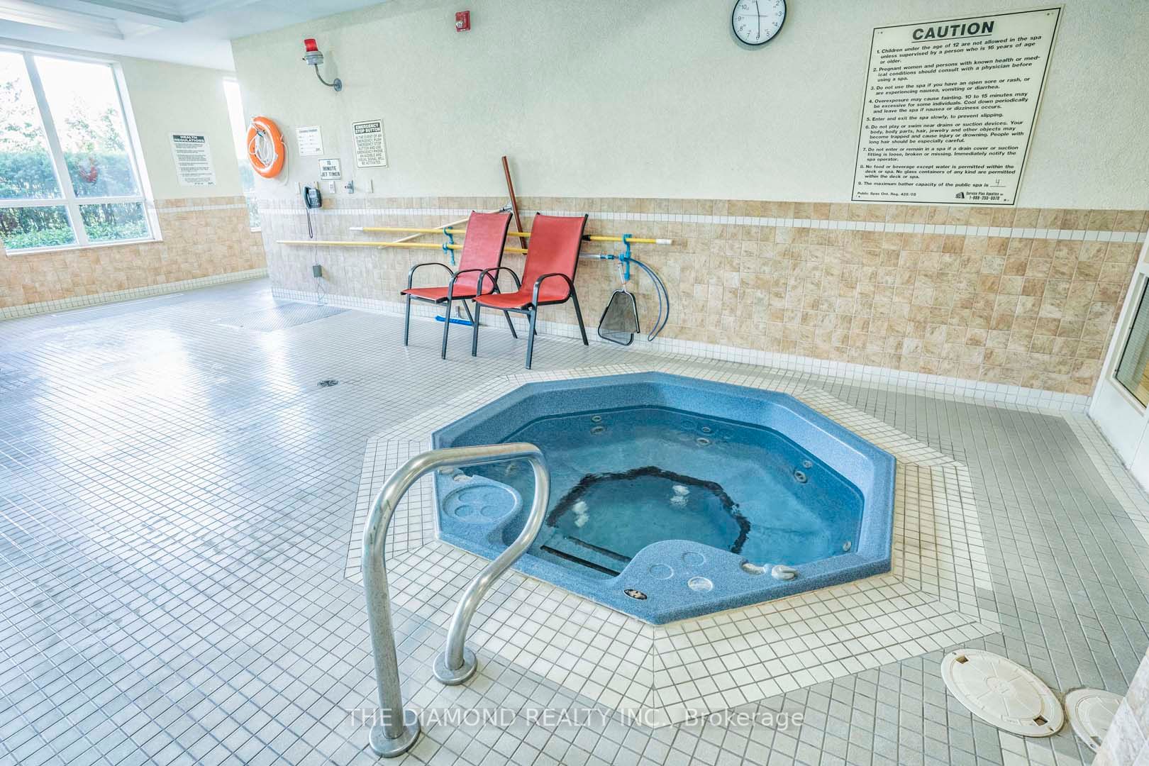 51 Harrison Garden Blvd, #401