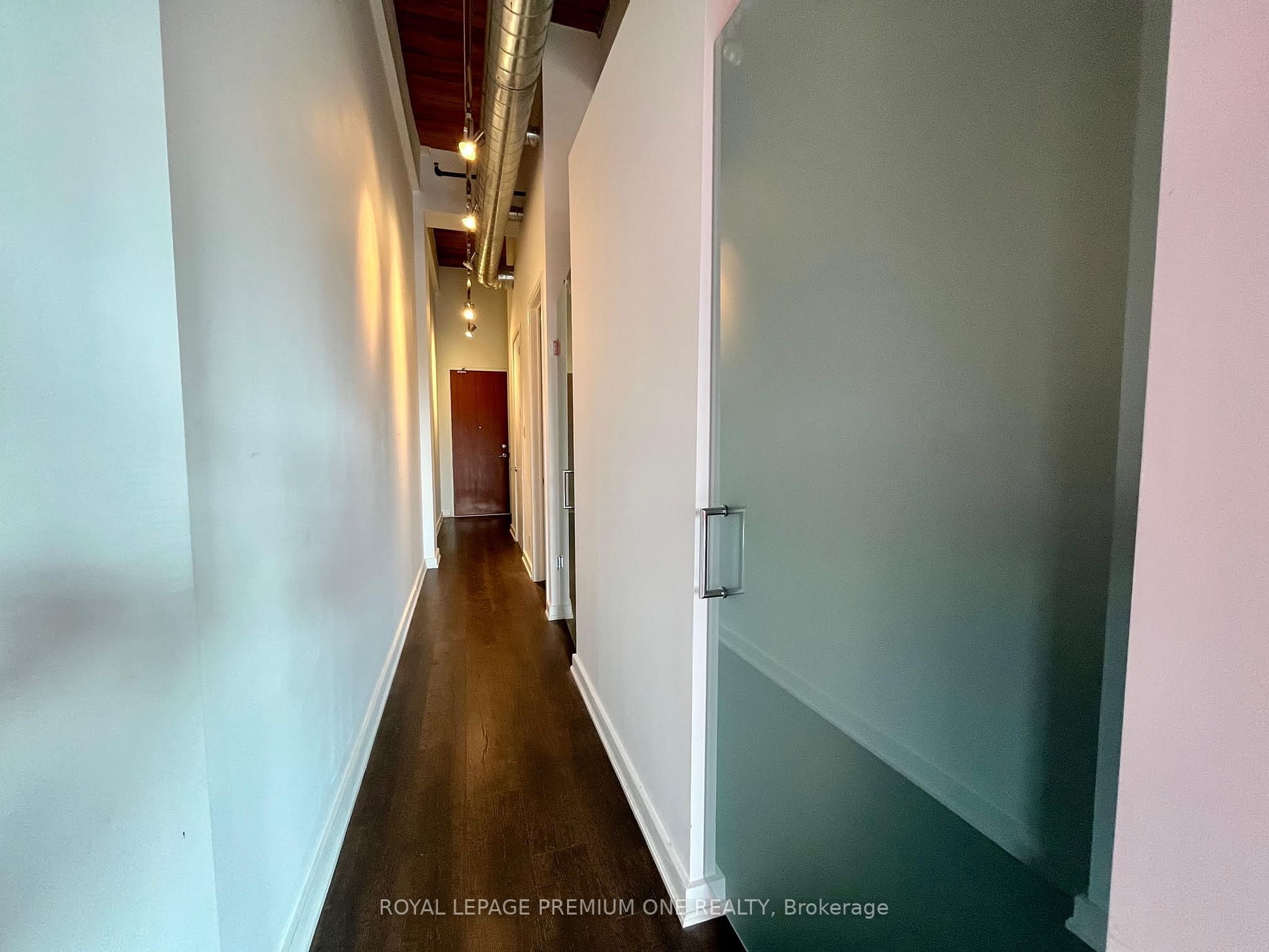 43 Hanna Ave, #312
