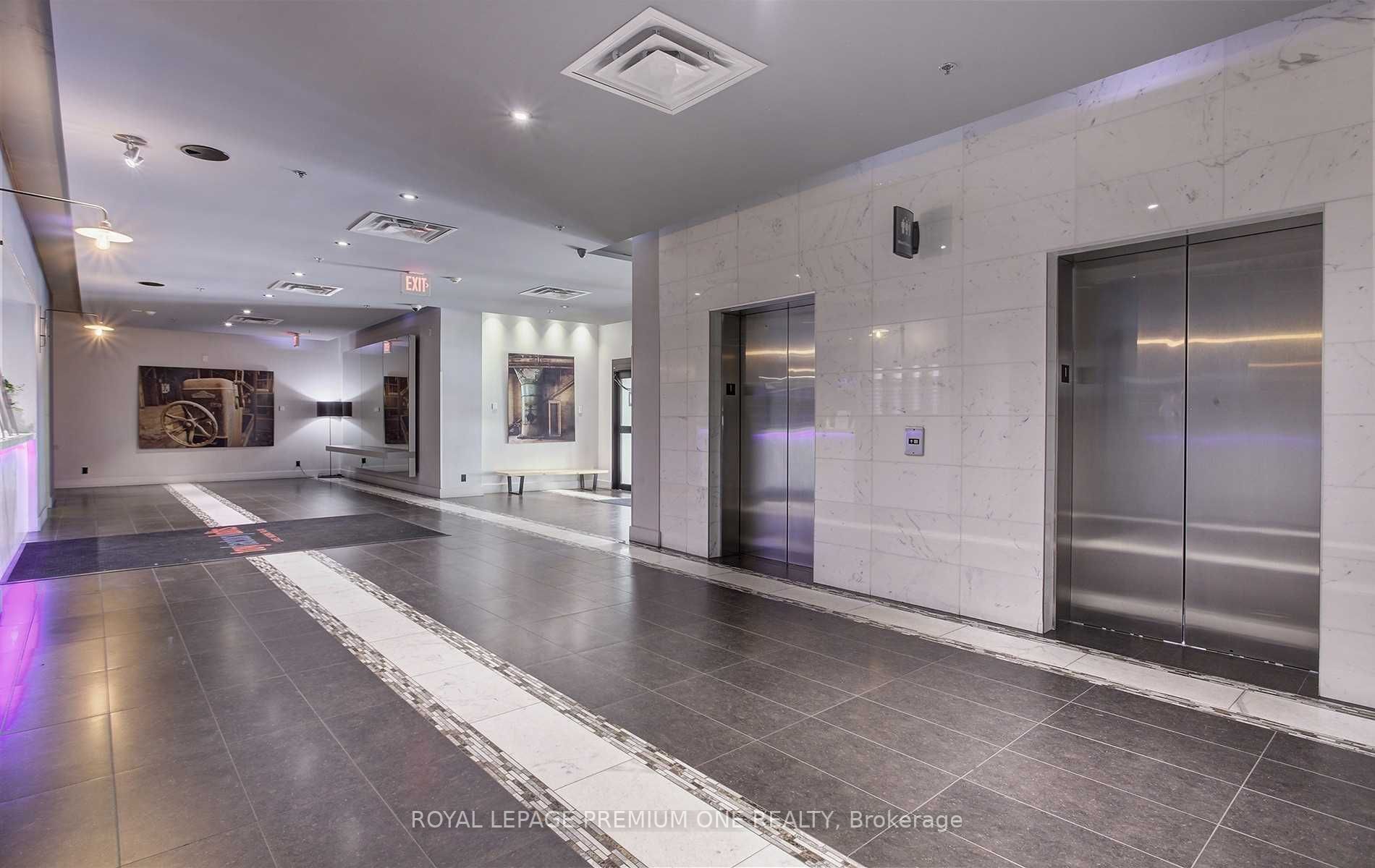 43 Hanna Ave, #312