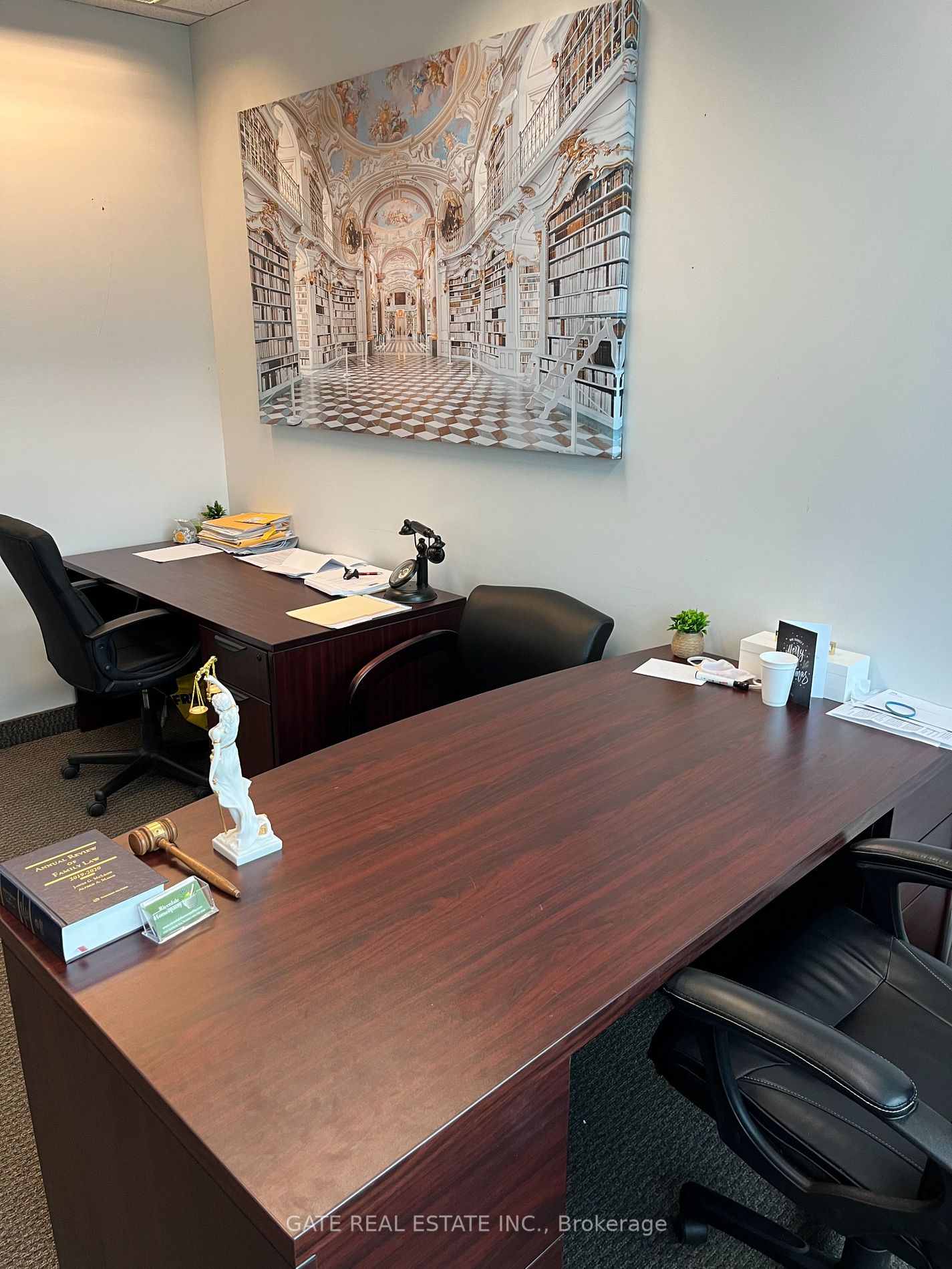 245 Fairview Mall Dr, #500-5