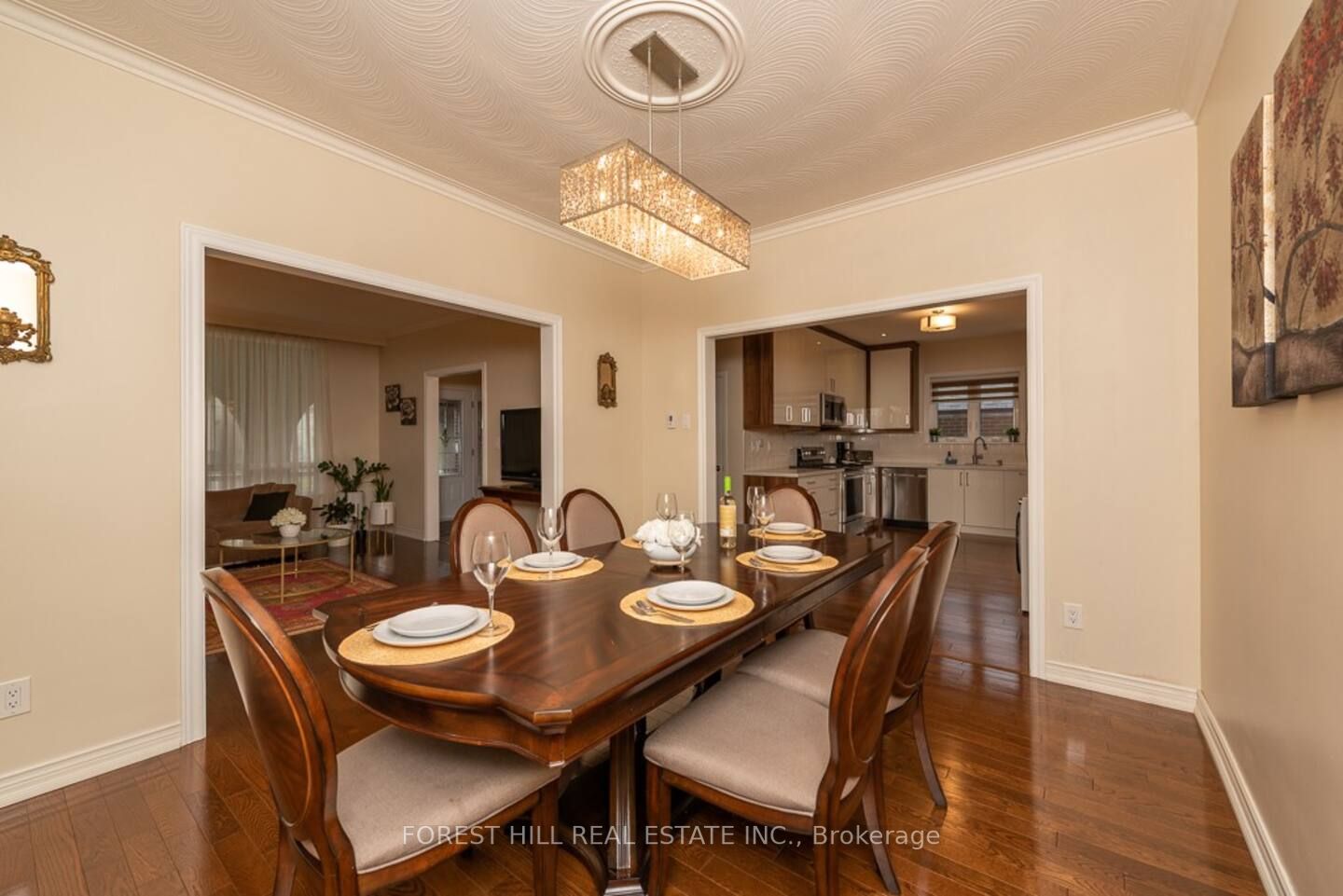 74 Newton Dr