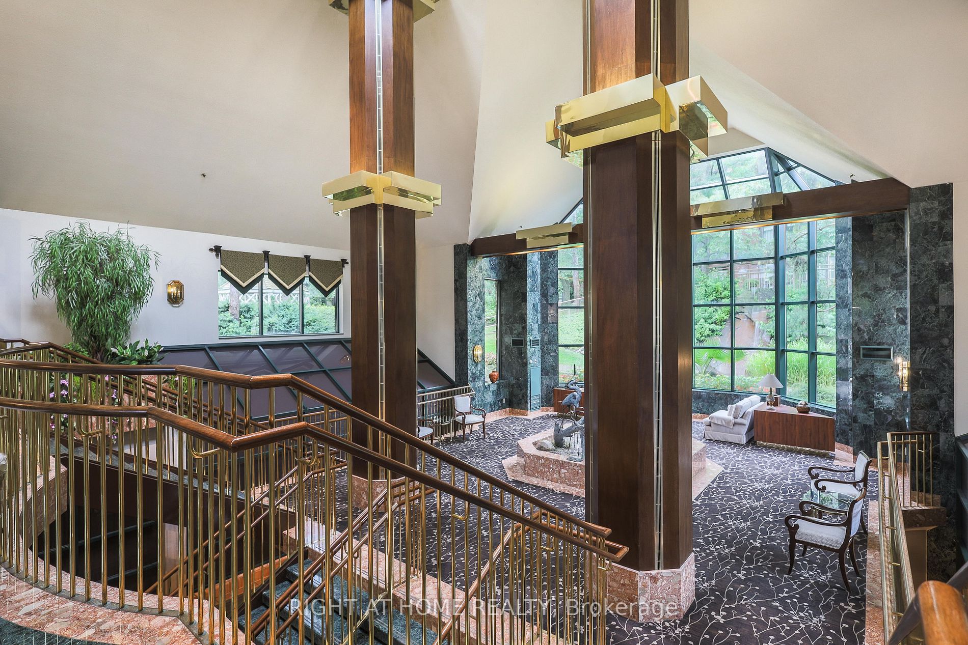 1210 Don Mills Rd, #513