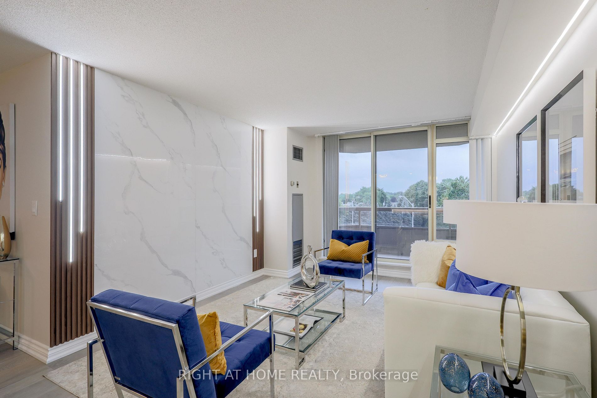 1210 Don Mills Rd, #513