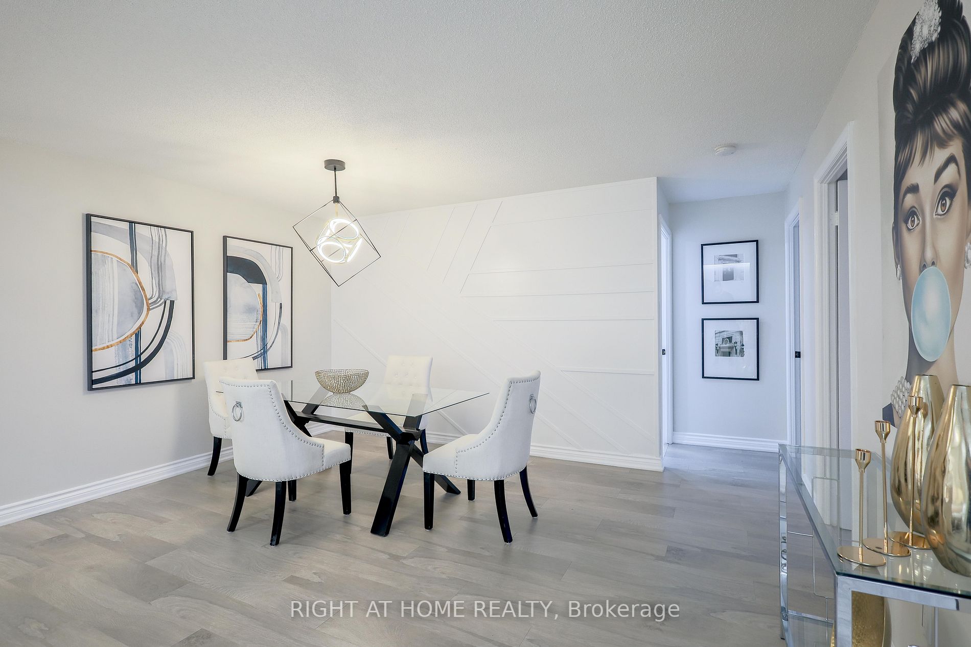 1210 Don Mills Rd, #513