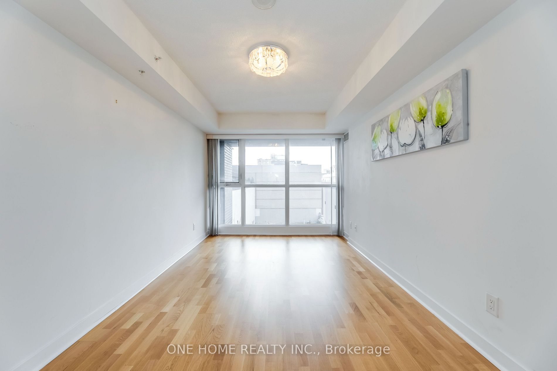 295 Adelaide St W, #802