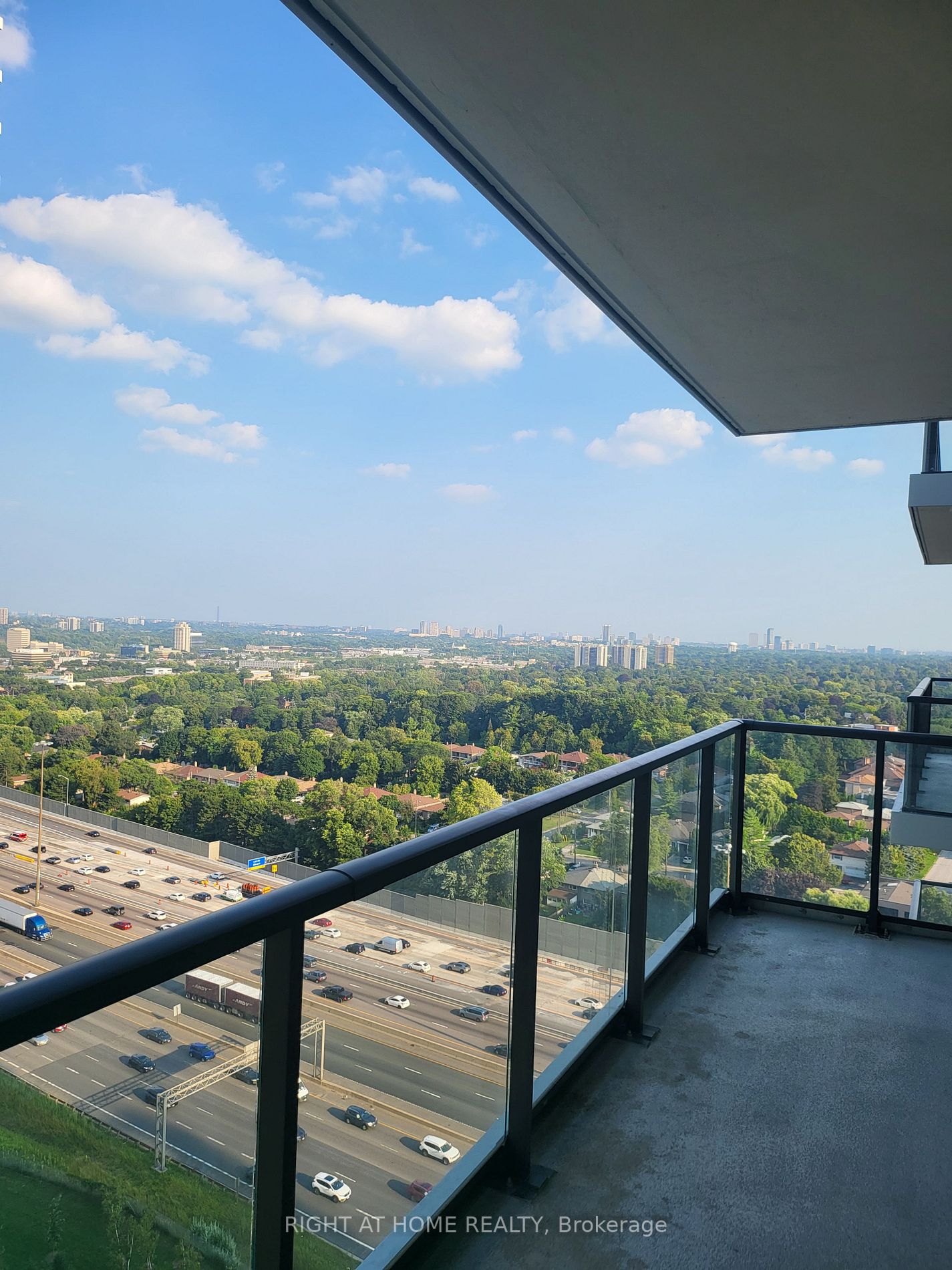 95 Mcmahon Dr, #2501