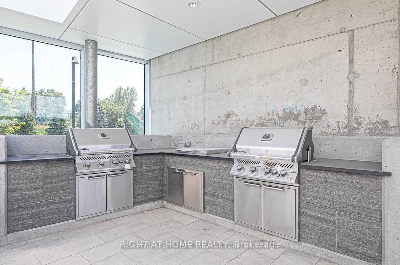 95 Mcmahon Dr, #2501