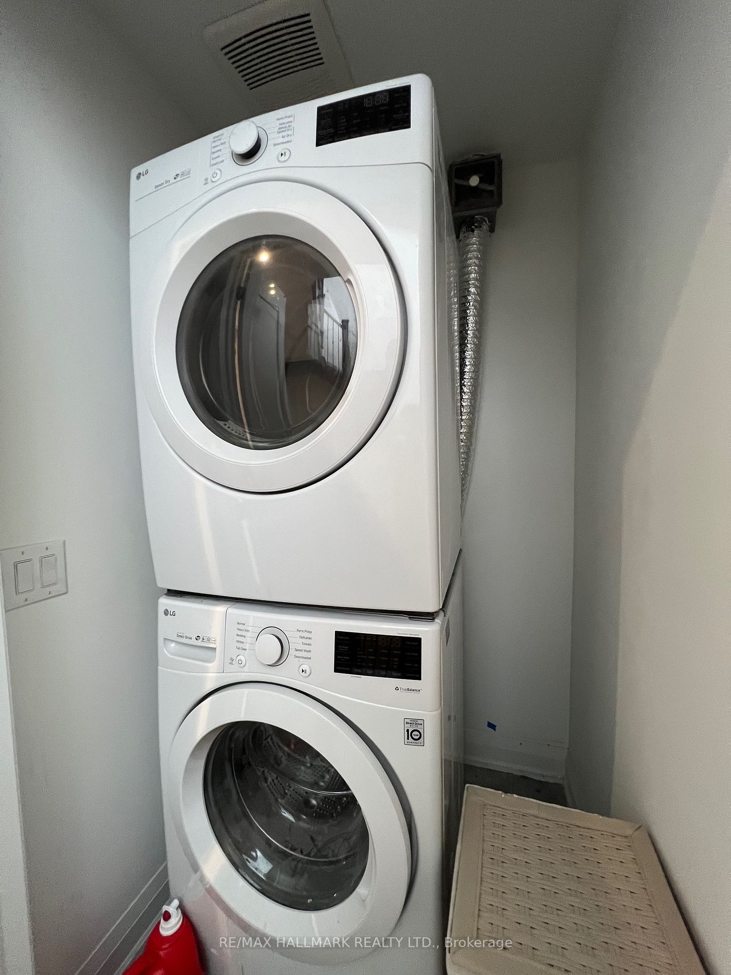17 Greenbriar Road, #1