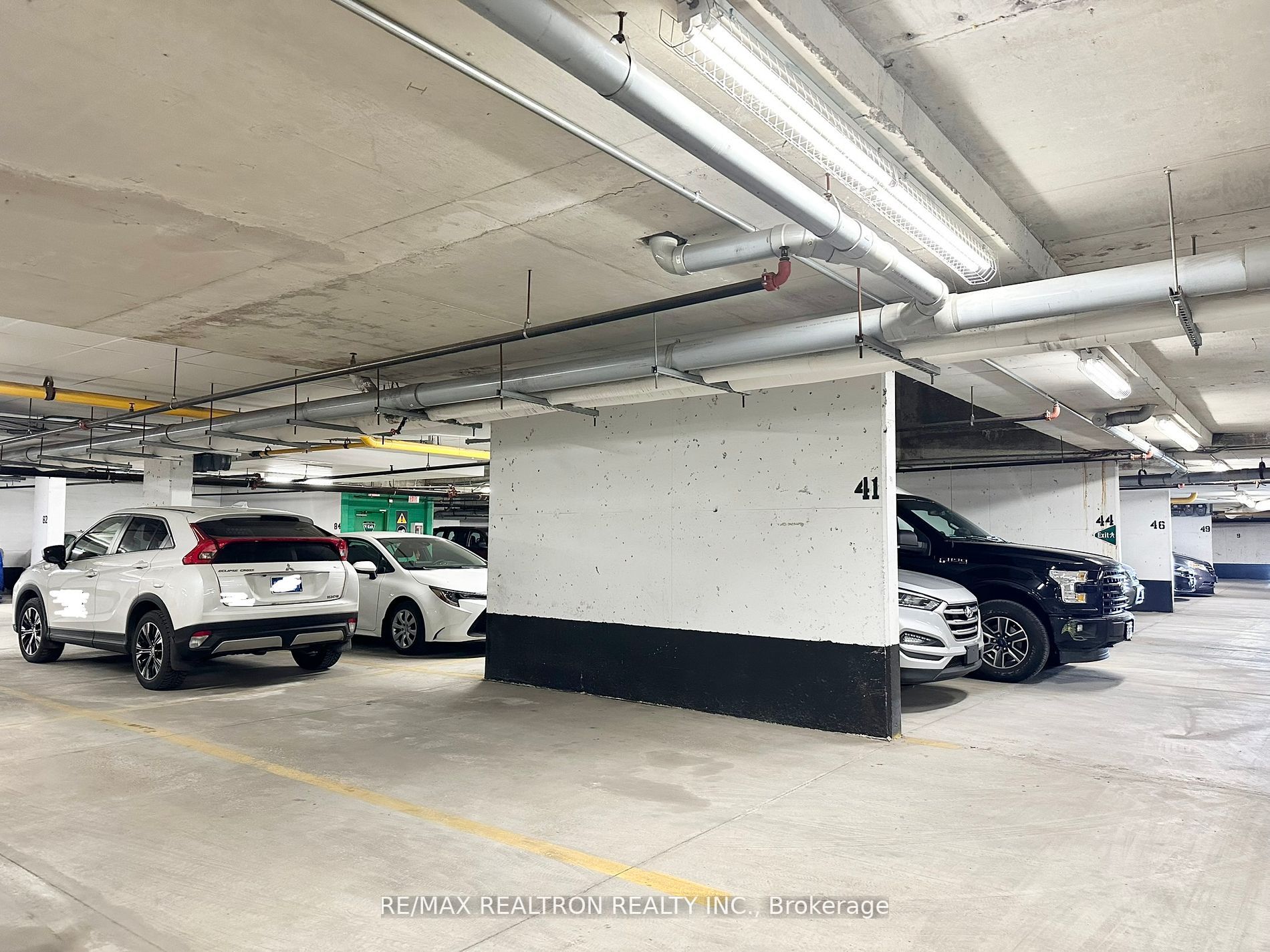 1496 Victoria Park Ave, #119