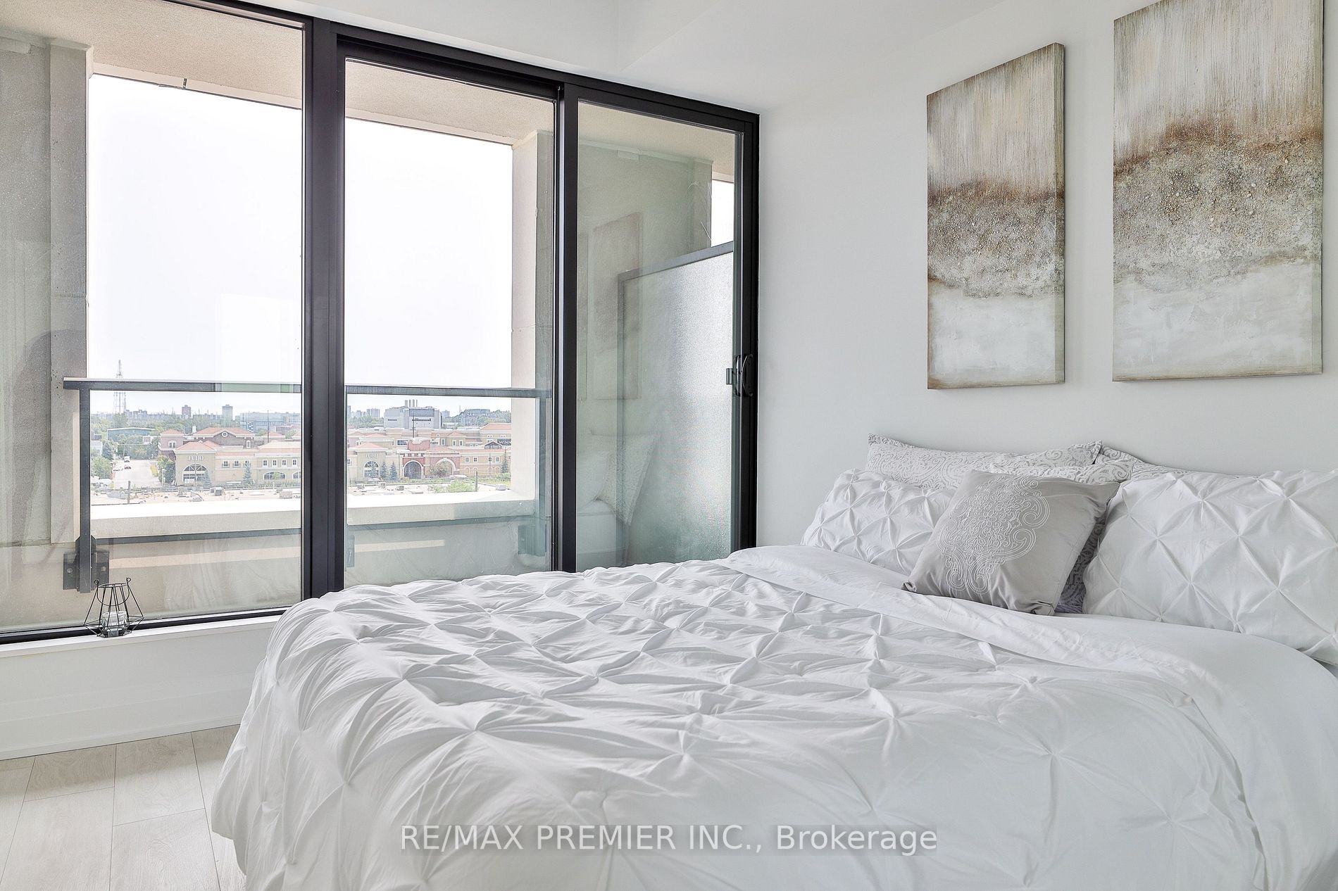 33 Frederick Todd Way, #611