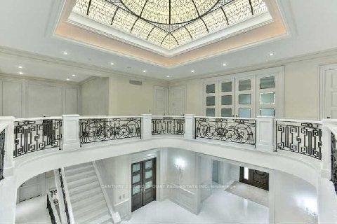 37 The Bridle Path