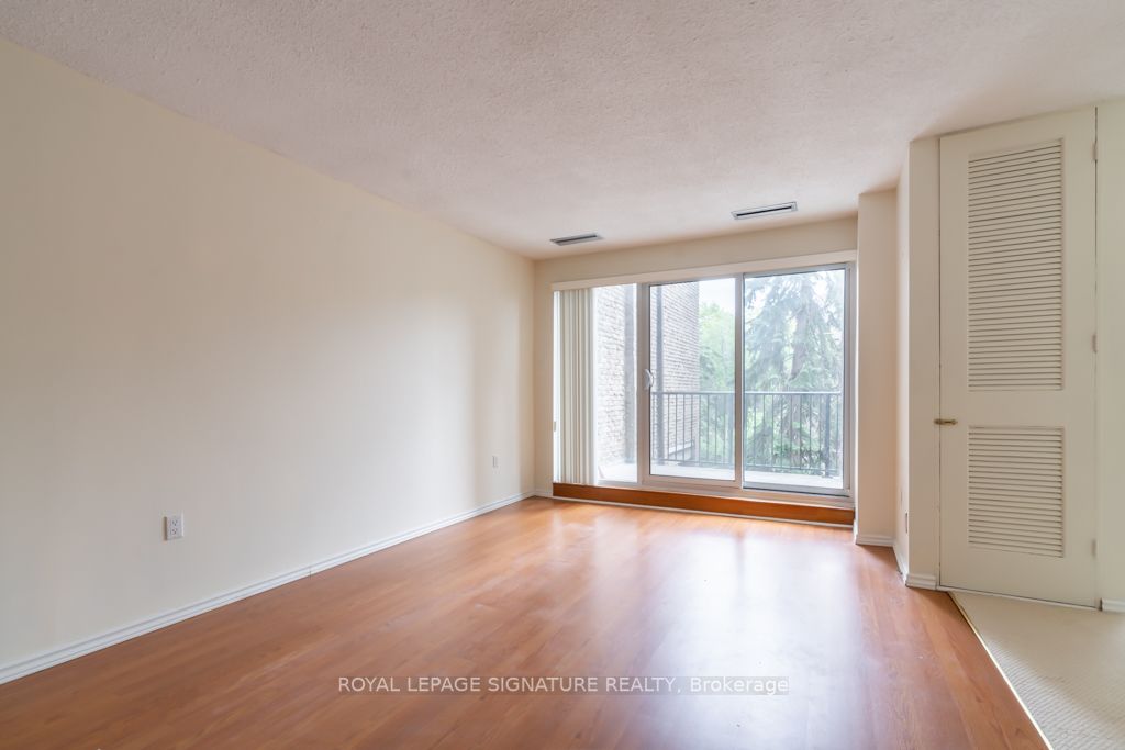 4005 Don Mills Rd, #201