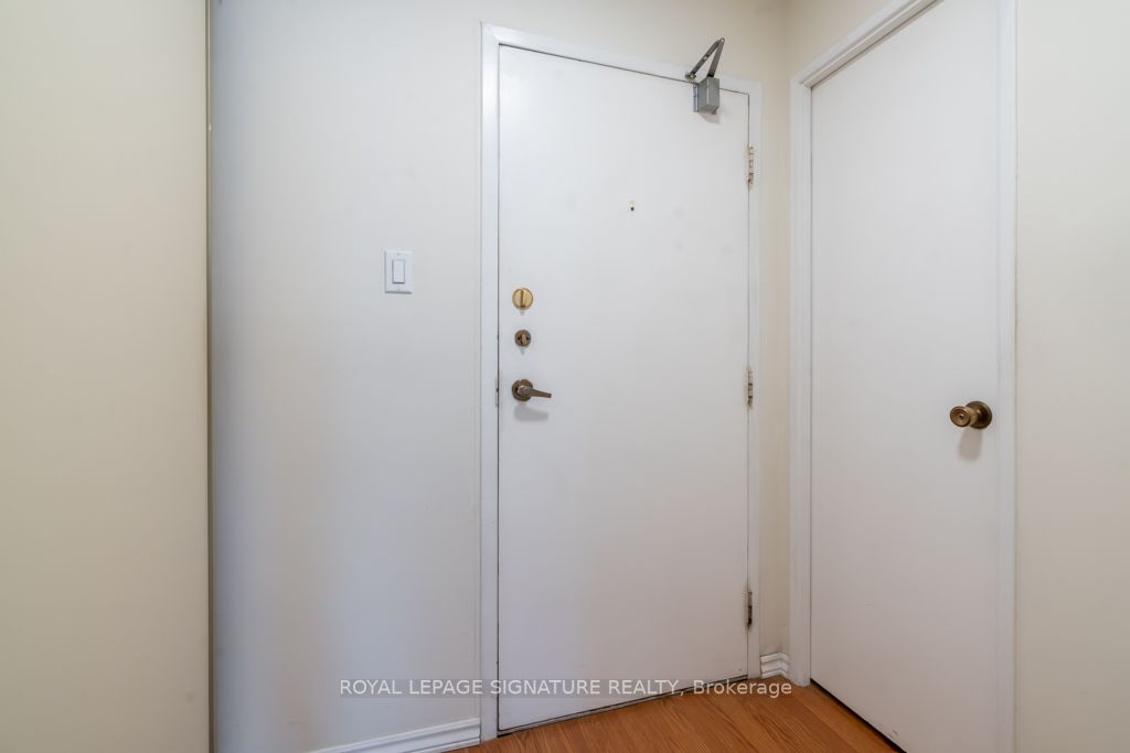 4005 Don Mills Rd, #201