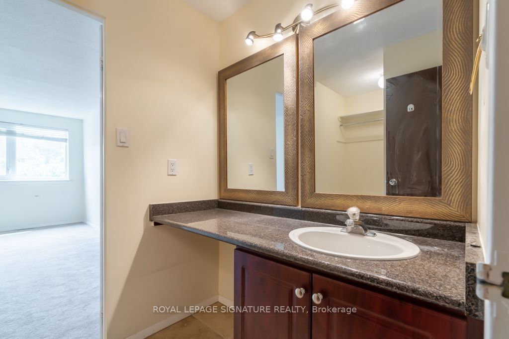 4005 Don Mills Rd, #201