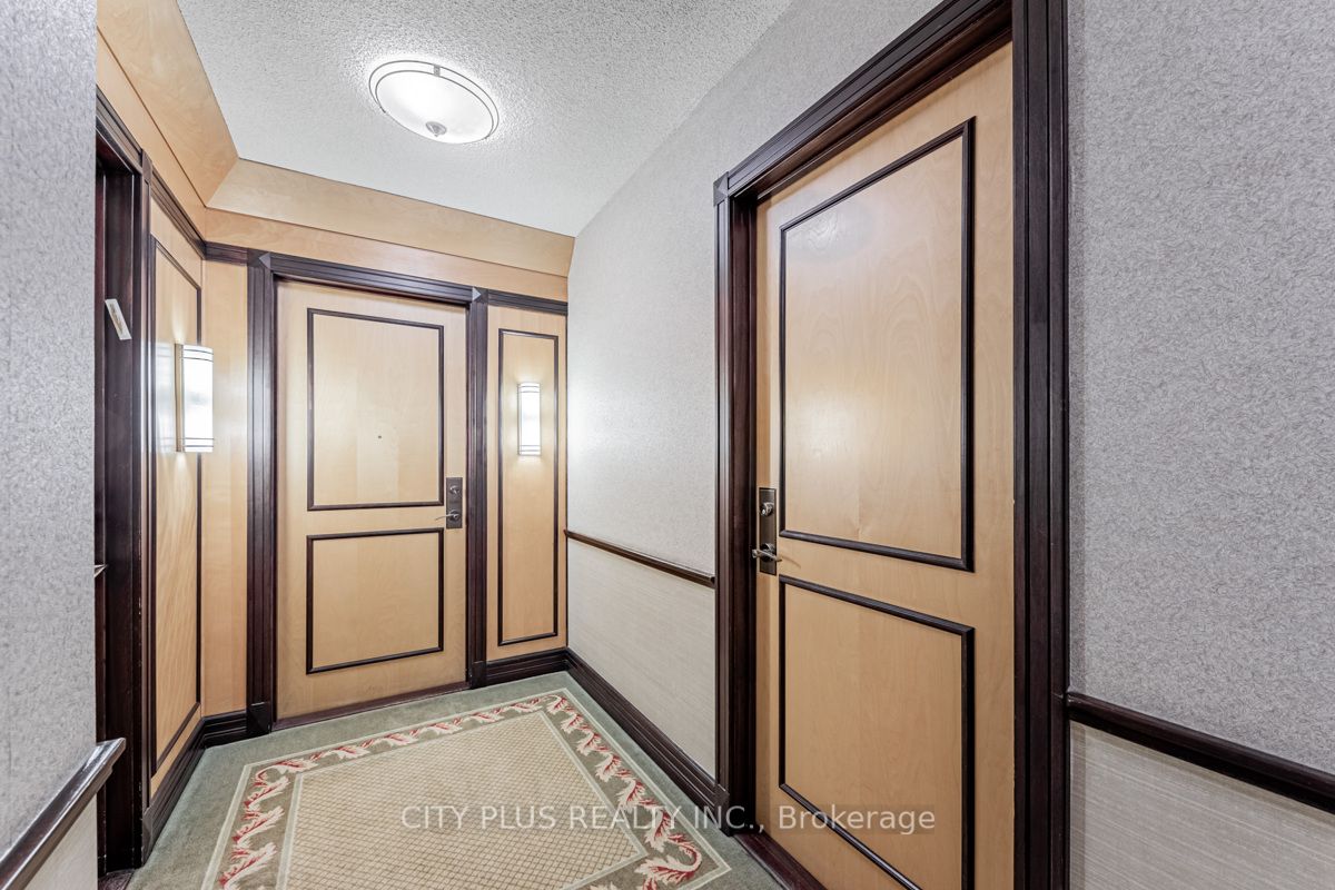 89 Skymark Dr, #3010