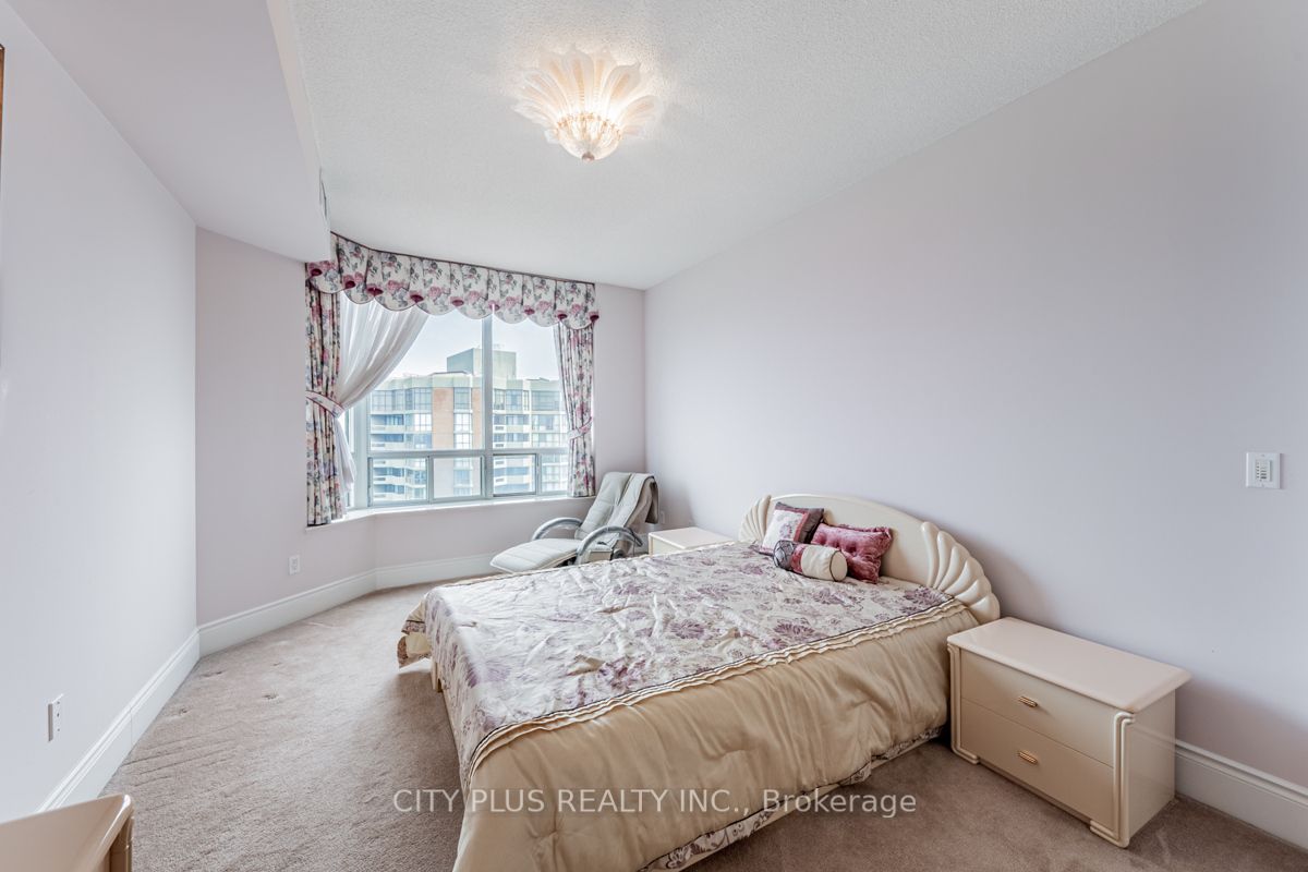 89 Skymark Dr, #3010