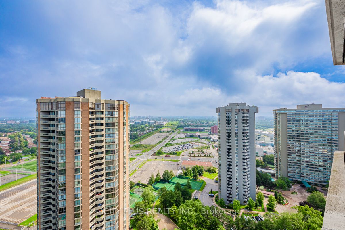 89 Skymark Dr, #3010