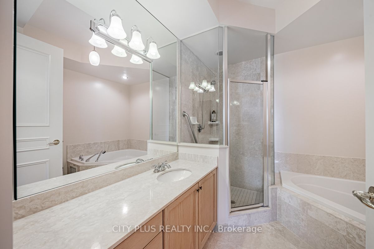 89 Skymark Dr, #3010