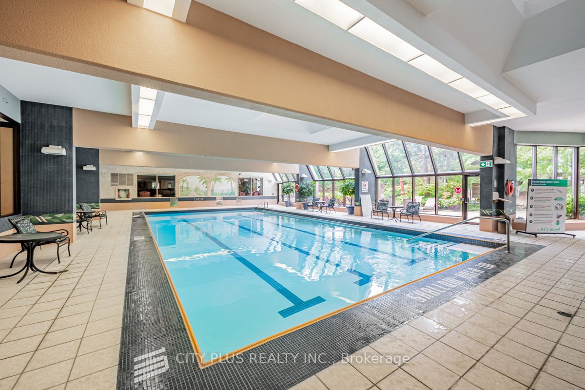 89 Skymark Dr, #3010