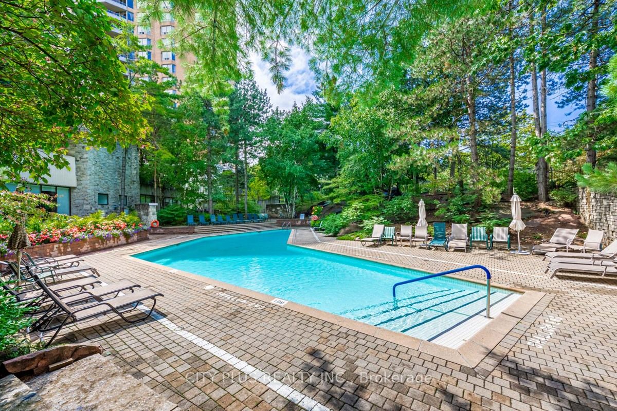 89 Skymark Dr, #3010