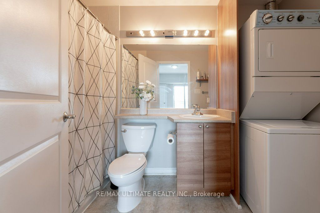 872 Sheppard Ave W, #703