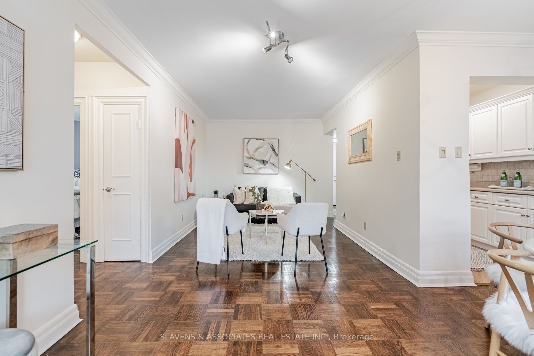 2 Ridelle Ave, #506