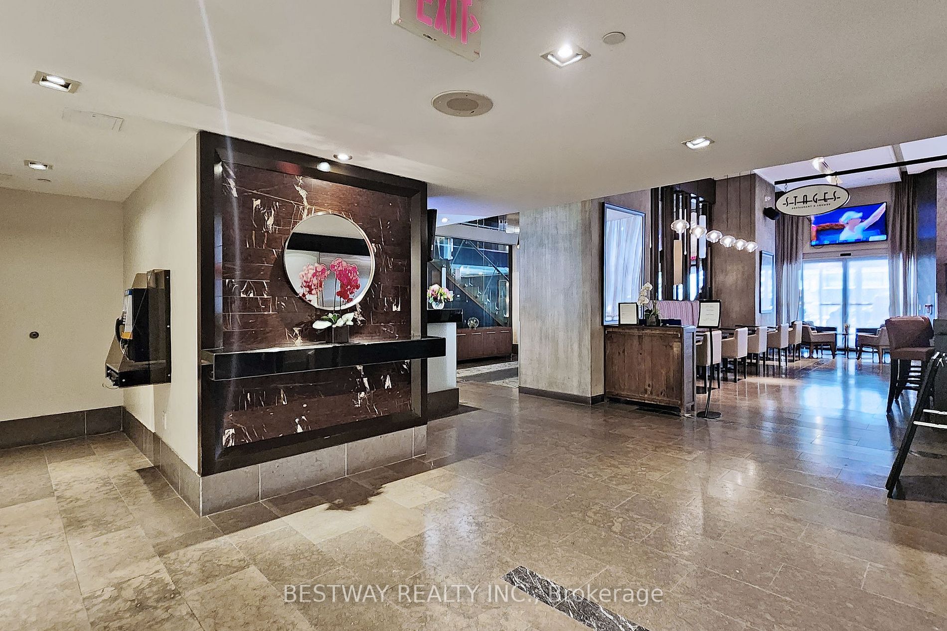 200 Victoria St, #1008