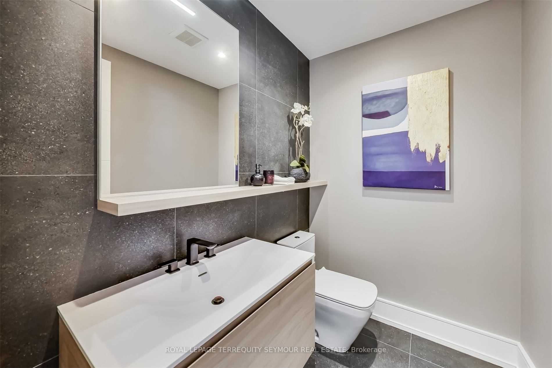 5 Yeomans Rd