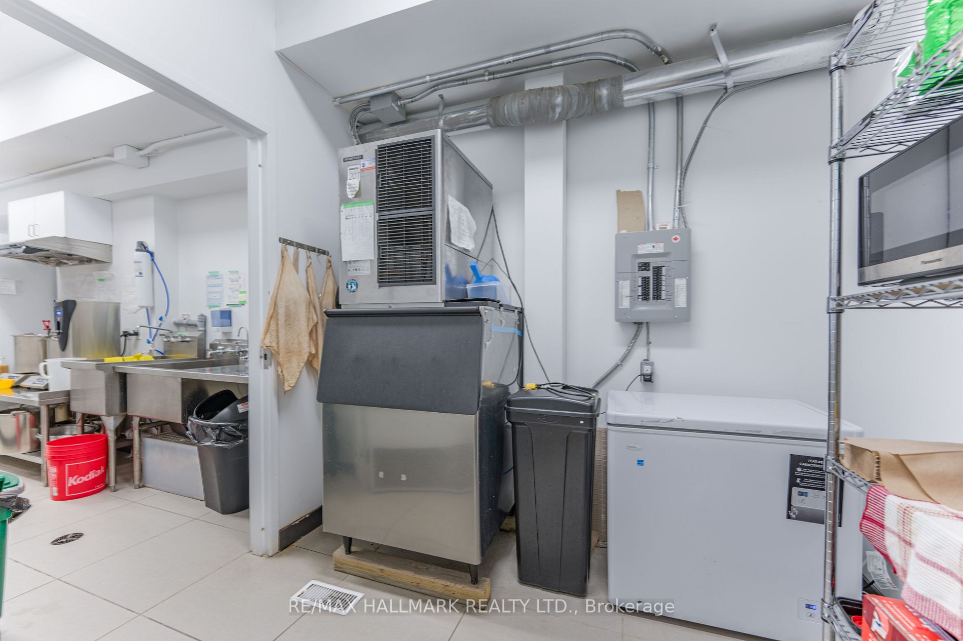 100B Harbord St