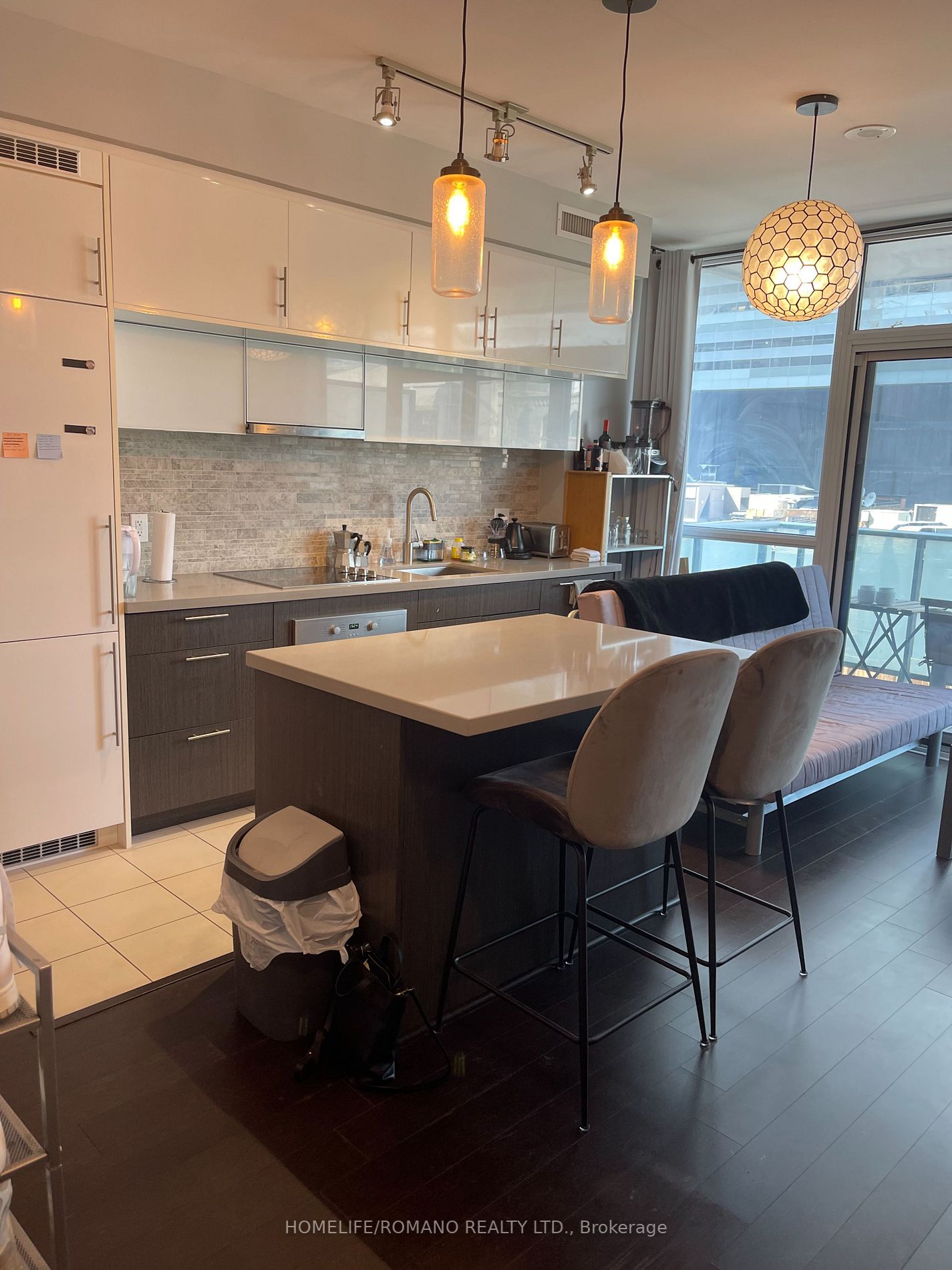 8 Mercer St, #401