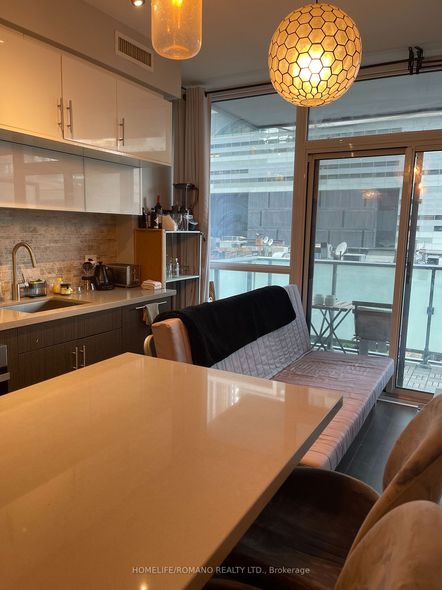 8 Mercer St, #401